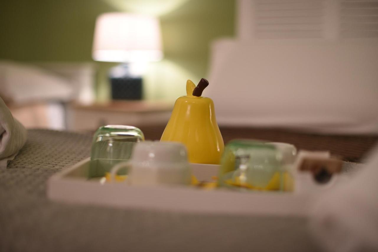ナポリ Just Sleep Bed & Breakfast エクステリア 写真