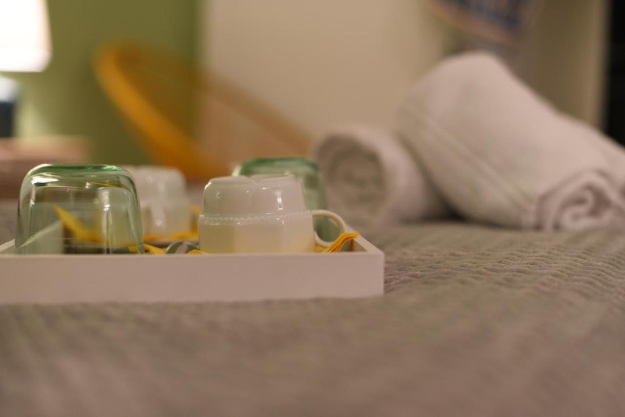 ナポリ Just Sleep Bed & Breakfast エクステリア 写真