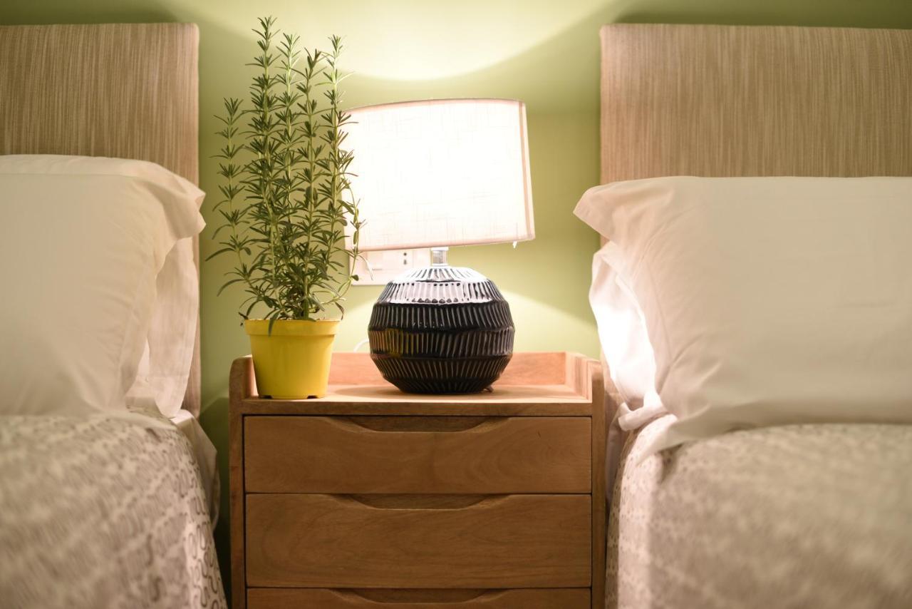 ナポリ Just Sleep Bed & Breakfast エクステリア 写真